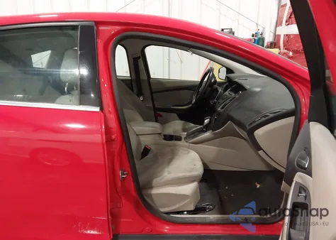 2012 Ford Focus Sel z USA, uszkodzony, nr VIN 1FAHP3M26CL358241